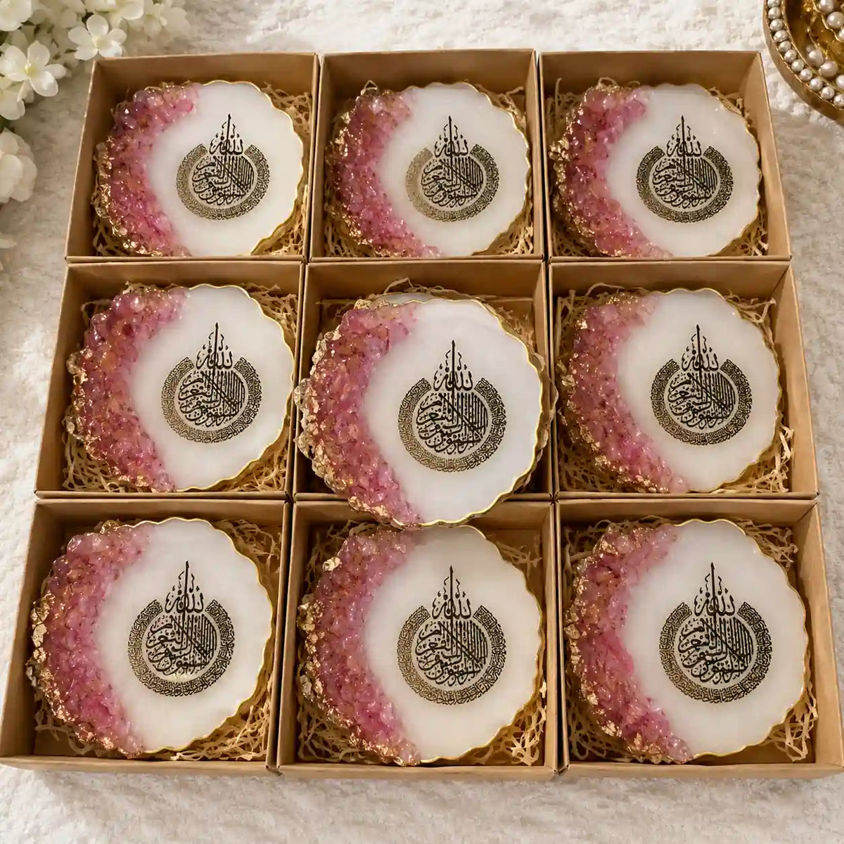 Handmade Ayatul Kursi Resin Fridge Magnet – Pink and Gold – detail view