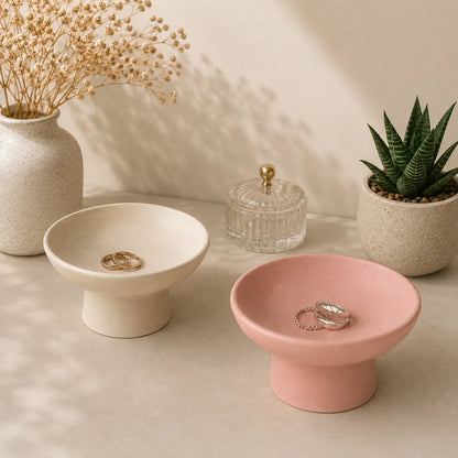 Handmade Concrete Pedestal Jewellery Dish – Pastel Colours – detail view