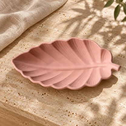 Handmade Concrete Leaf Trinket Tray – Ivory or Blush Pink – Blush Pink