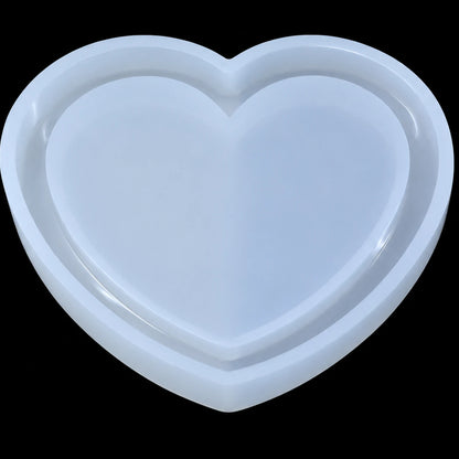 Heart Shaker Silicone Mould – neutral translucent silicone – detail view