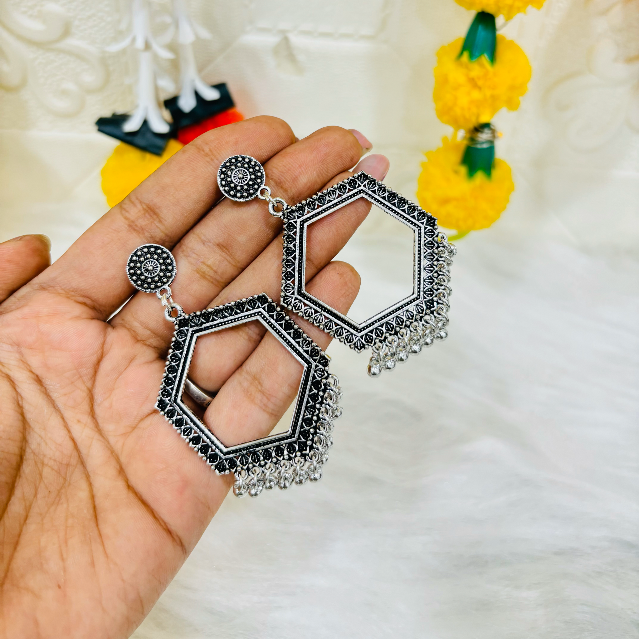 Resin Jhumka-D