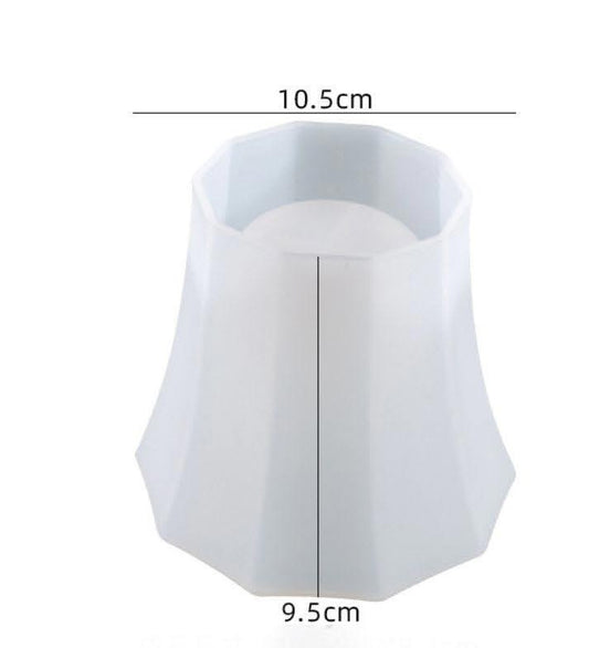 Designer Vase D1