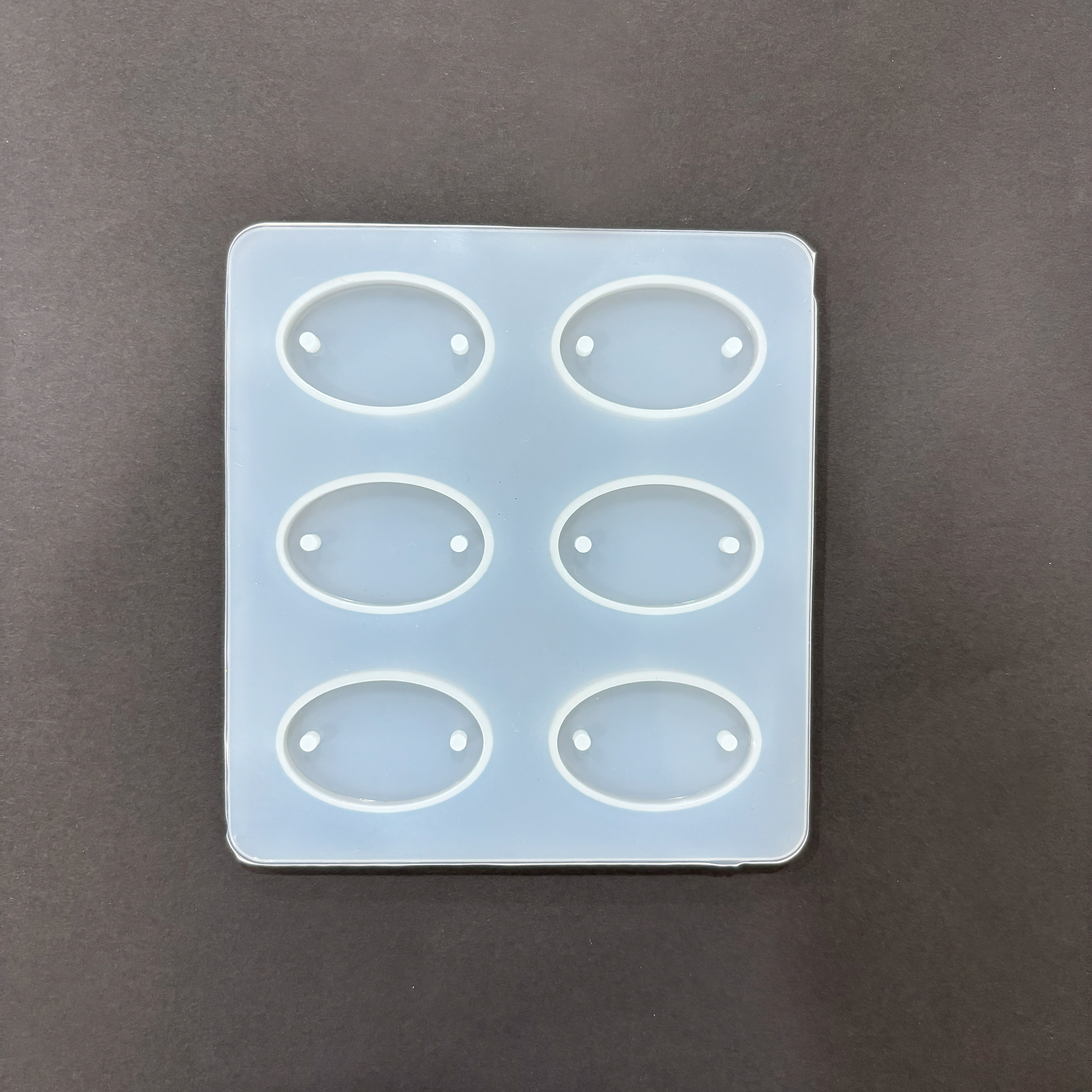 6 Cavity Oval Rakhi Mould