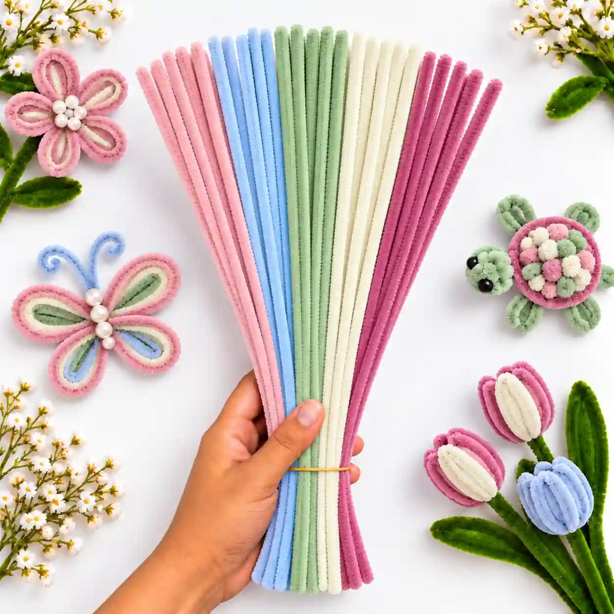 Vintage Family Mix 6 mm fluffy pipe cleaners in Pink, White, Blue, Green & Wine, with craft examples